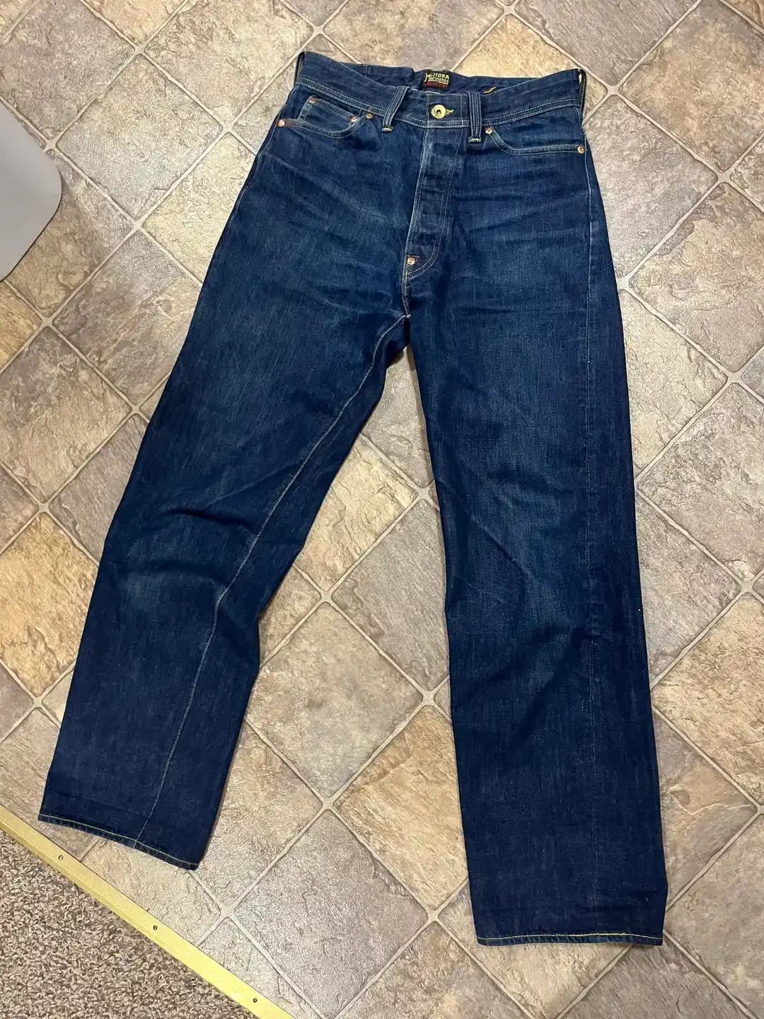 Militora Lot 807 Raw Selvedge Denim: Altı Aylık Kullanım ve Dayanıklılık İncelemesi