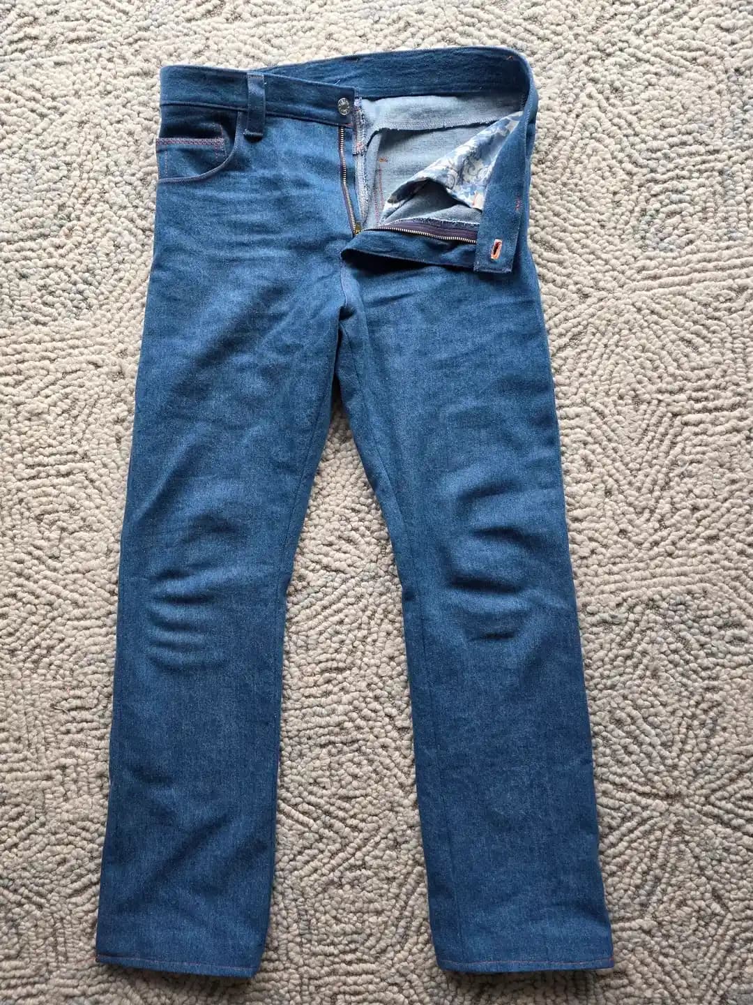 Selvedge Denim Kot Pantolon Yapımı: Teknikler, Kalıplar ve Dikiş İpuçlarıyla Rehber