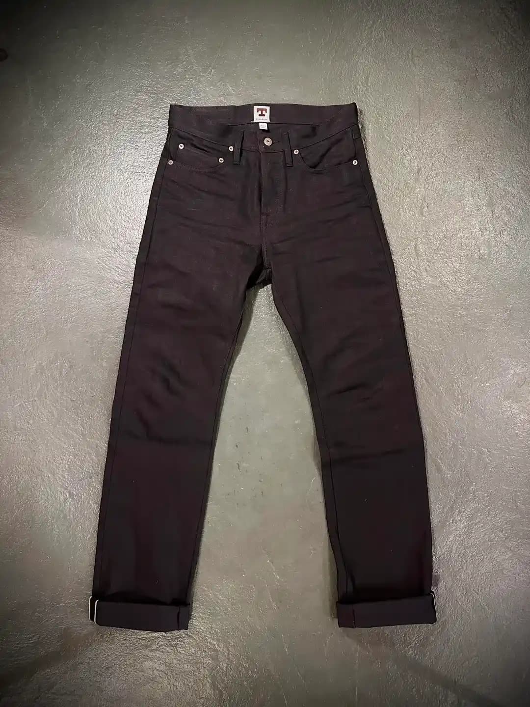 Tellason Ankara Raw Denim Pantolonların 10 Ay Sonra Değişimi ve Kullanım Detayları