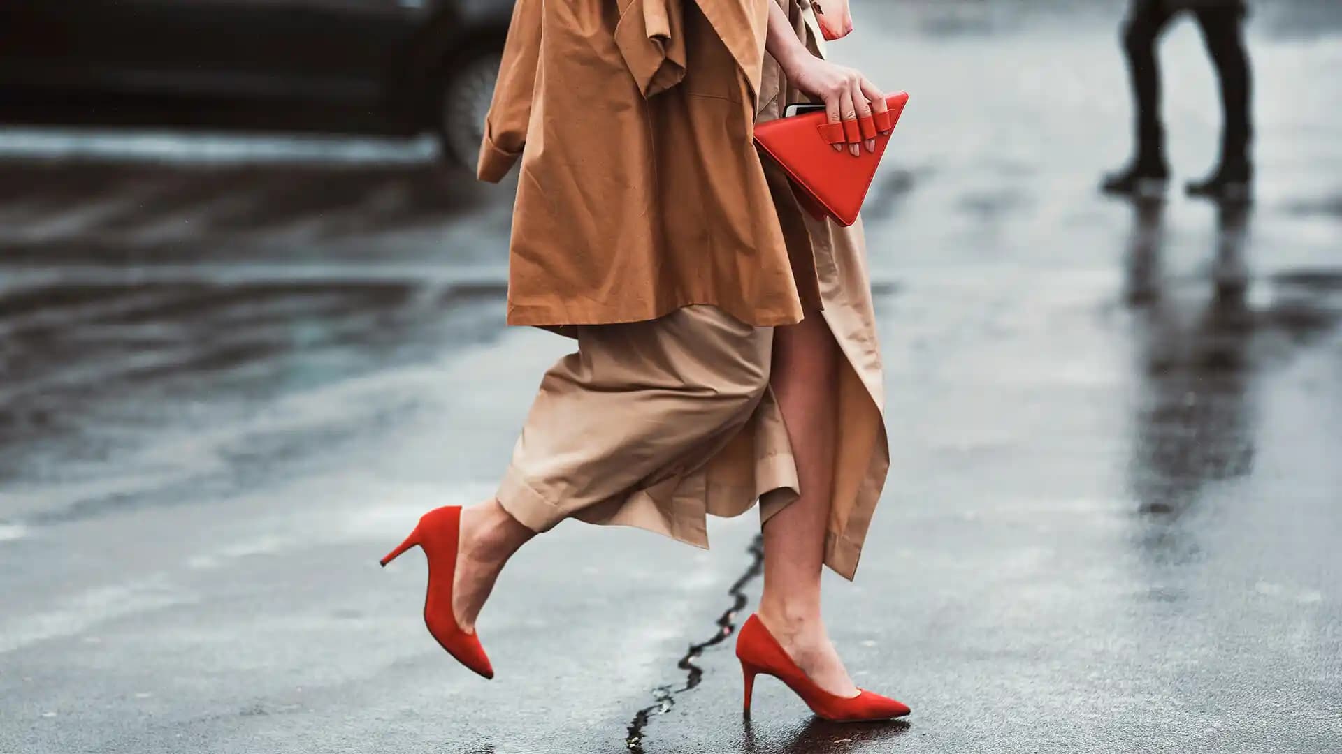 Topuksuz Kış Şıklığı: Zarif ve Uzun Görünmenin Pratik Yolları ve Kombin Önerileri