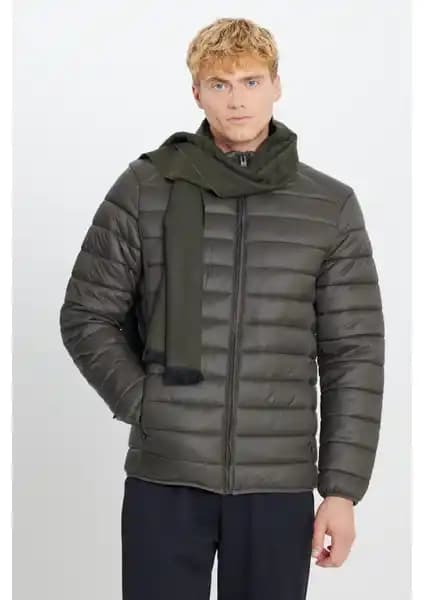 Altınyılz<dı>z Classics ve Buratti Şişme Mont Karşılaştırması: Hangi Mont Sizin İçin Uygun