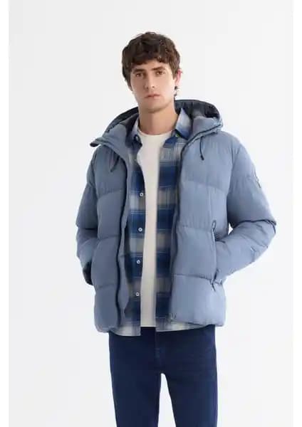 AVVA ve Jack & Jones Erkek Montları Karşılaştırması: Hangi Model Daha Uygun