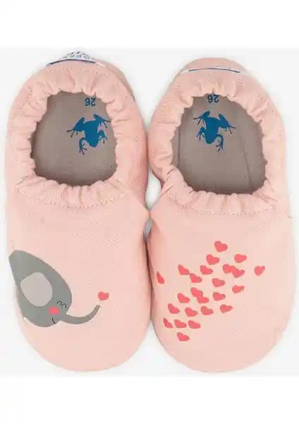 Bebek Ayakkabıları Karşılaştırması: Hopfrög Patik ve Kaptan Junior İlk Adım Ayakkabısı