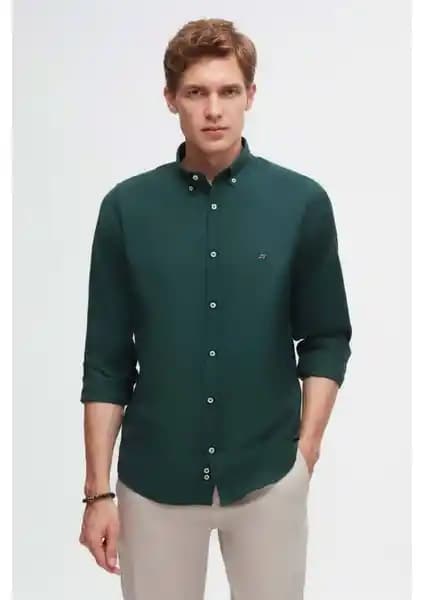 D'S Damat Slim Fit Gömlekler Karşılaştırması: Yeşil ve Lacivert Seçeneklerin Özellikleri ve Kullanıcı Yorumları