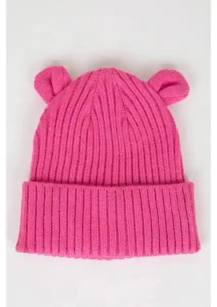 DeFacto ve Little Plane Kız Bebek Şapkaları ve Bere Karşılaştırması