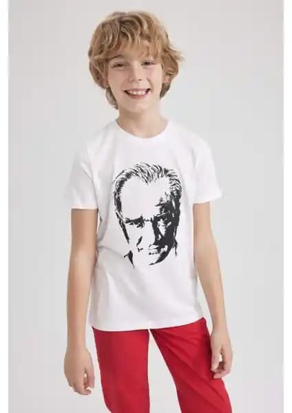 DeFacto ve Rambek Atatürk Baskılı Çocuk Tişörtleri Karşılaştırması ve Özellikleri