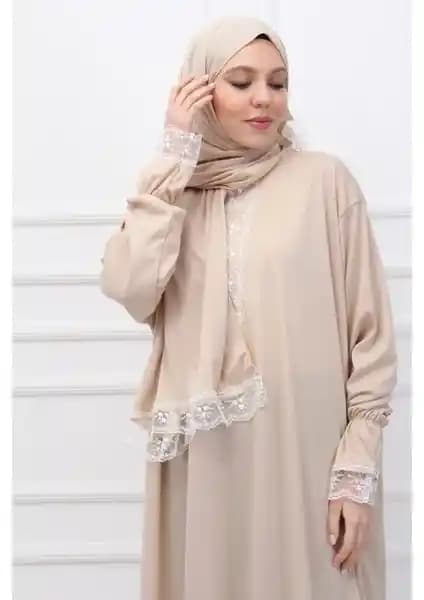 Kadın Namaz Elbisesi Karşılaştırması: Defka ve Medipek Modellerinin Özellikleri ve Kullanıcı Yorumları