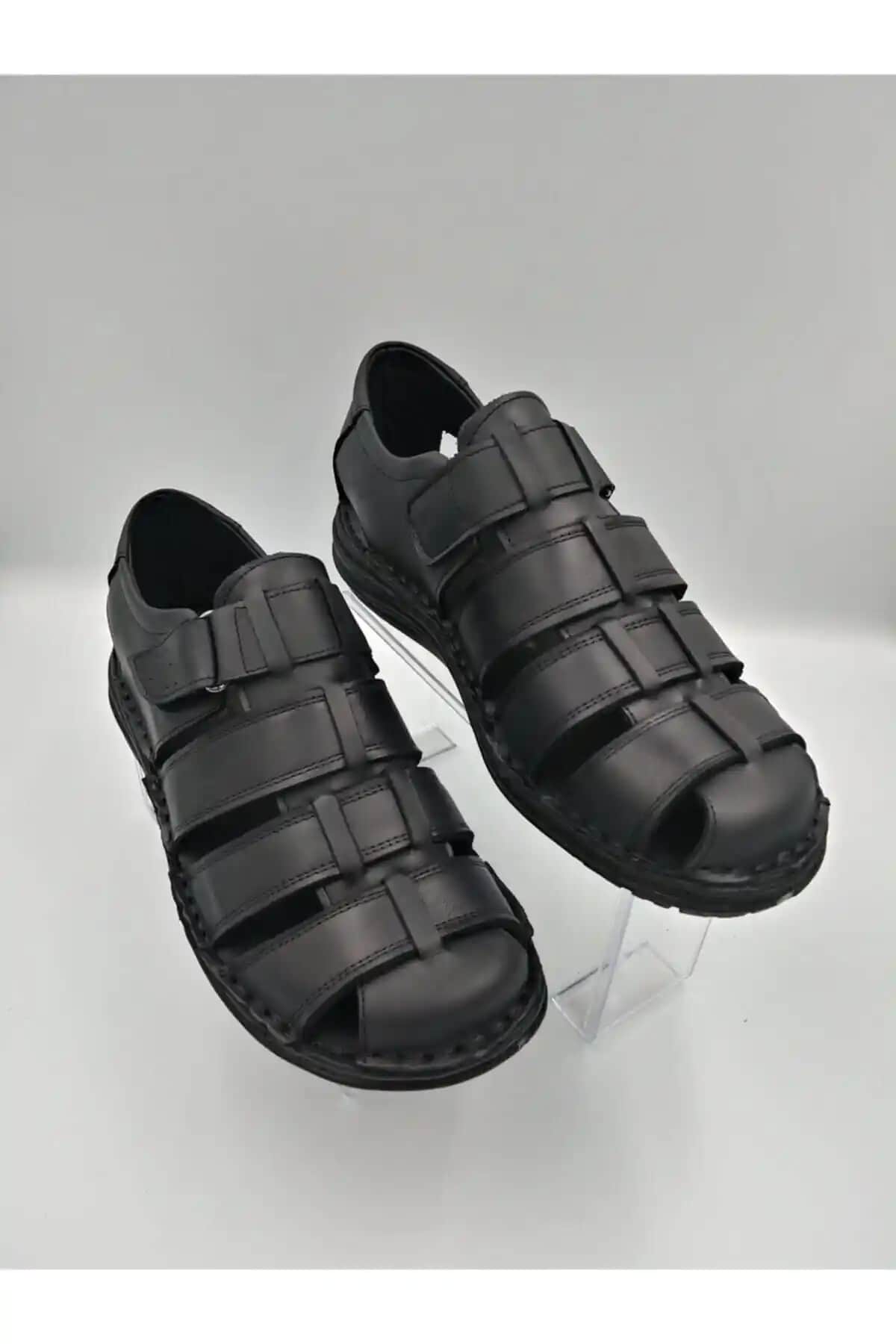 ASMAYAKKABI ve MAGIC SHOES Erkek Sandaletleri Karşılaştırması