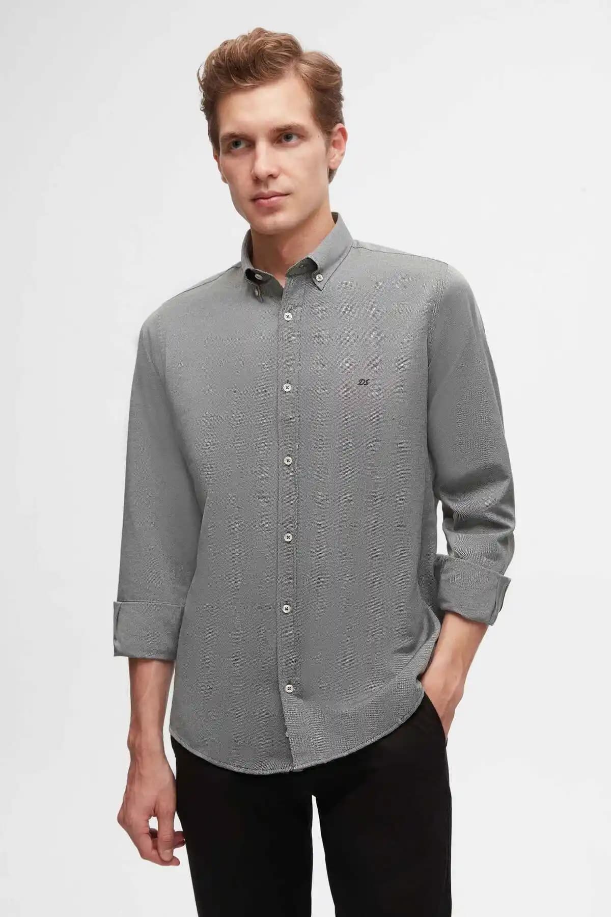 D'S Damat ve Etikmen Gömlek Karşılaştırması: Stil ve Konfor Analizi