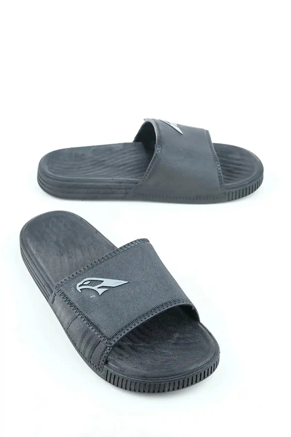 Gezer ve Modafırsat Erkek Terlikleri Karşılaştırması: En İyi Yazlık Terlik Seçenekleri