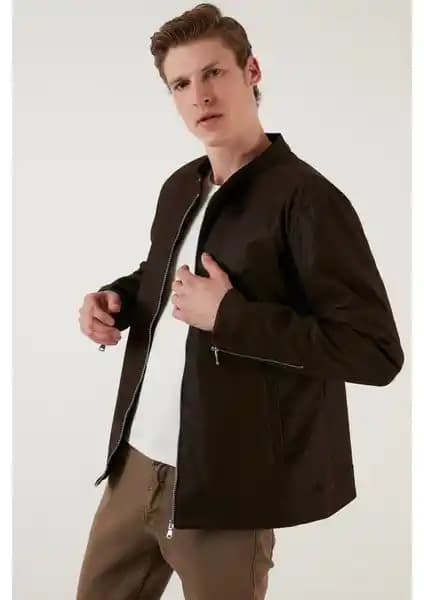 Buratti Erkek Montları Karşılaştırması: Kalın Astarlı ve Slim Fit Modelleri