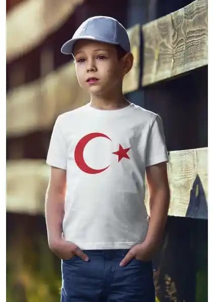 Çocuklar İçin Türk Bayraklı Kısa Kollu Tişörtleri Karşılaştırması ve İnceleme