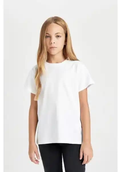 DeFacto ve Panio Kids Kız Çocuk Tişörtleri Karşılaştırması: Tasarım, Kalite ve Kullanım Özellikleri