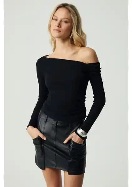 Kadın Bluz Modelleri Karşılaştırması: Organik Pamuk ve Viskoz Kumaş Seçenekleri