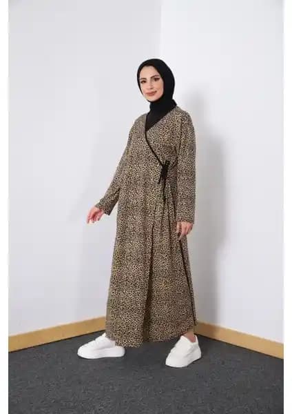 Kadın Namaz Elbisesi Karşılaştırması: Pamuklu ve Likralı Modellerin Özellikleri