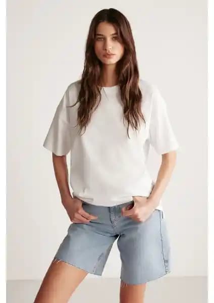 Kadınlar İçin Organik Pamuklu Tişörtler Karşılaştırması: Jemmy ve Lagertha Modelleri