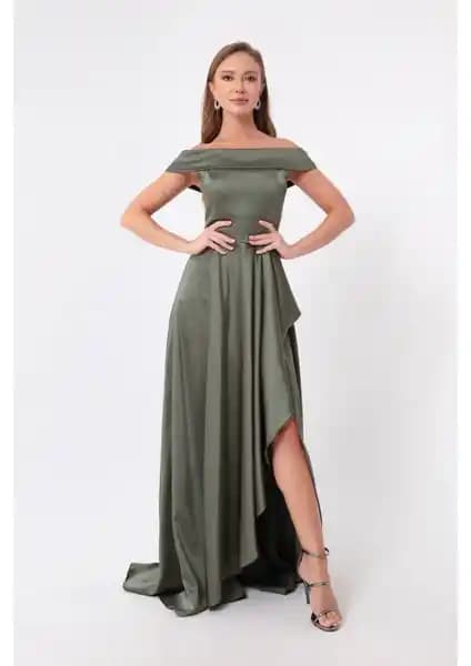 Kadınlar İçin Şık Abiye Elbise Modelleri: Saten ve Simli Tasarımlar Hakkında Detaylı Karşılaştırma