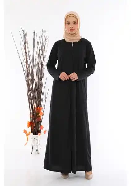 Medipek Fermuralı ve Yandan Bağlamalı Lacivert Namaz Elbisesi Karşılaştırması