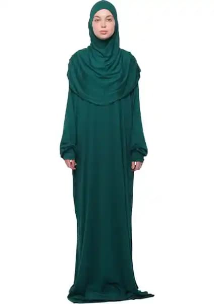 Namaz Elbiseleri Karşılaştırması: Pratik Pamuklu ve Şık Anne Kız Modelleri