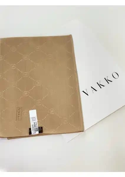 Vakko Şal ve Yeni Sezon Şal Karşılaştırması: Tasarım, Malzeme ve Kullanıcı Yorumları