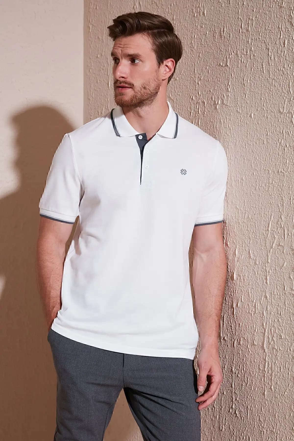 Buratti %100 Pamuklu Slim Fit Polo Yaka T-Shirt Erkekler İçin Modern ve Şık Tasarım
