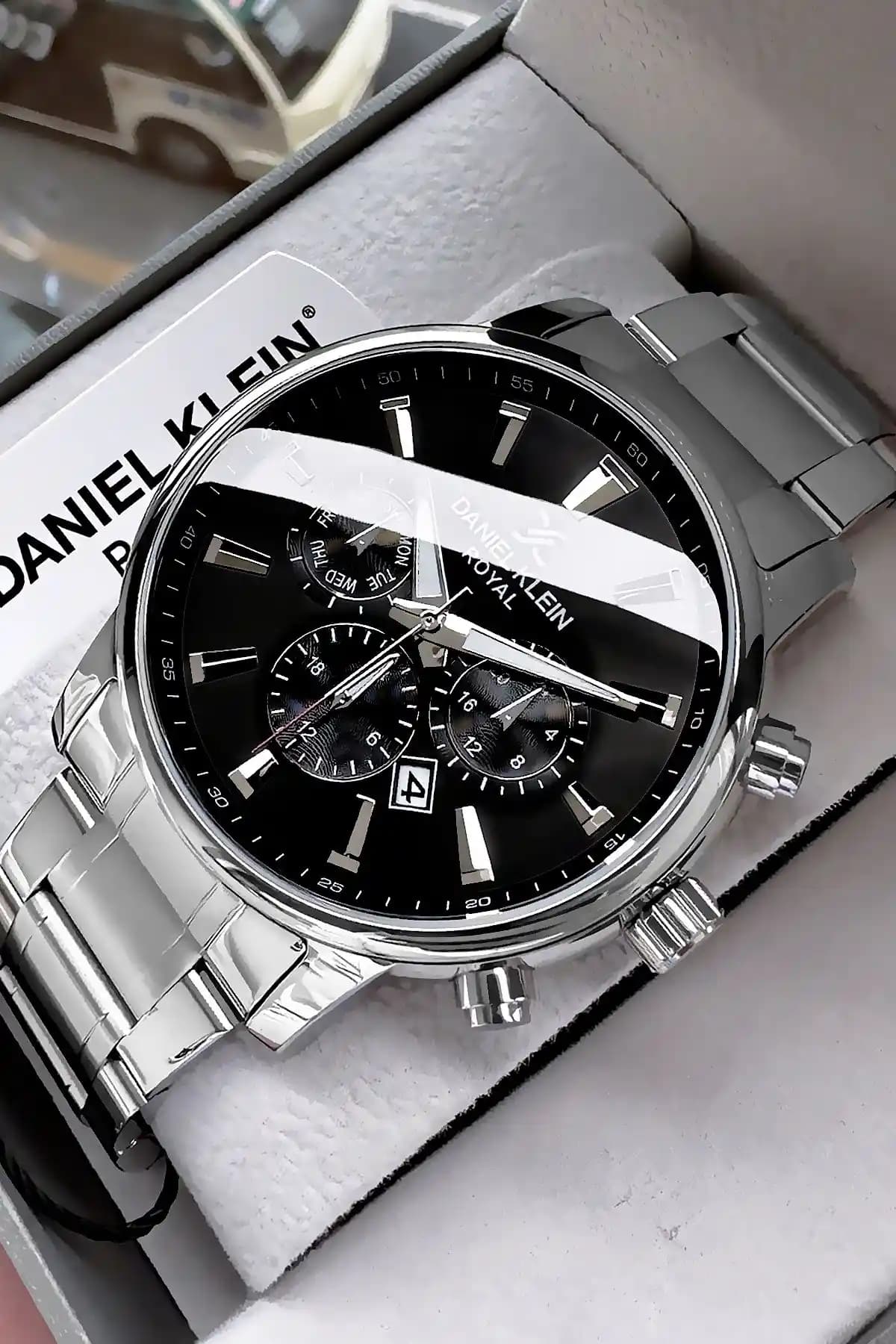 Daniel Klein Erkek Kol Saati: Modern Tasarım ve Dayanıklılık Özellikleri