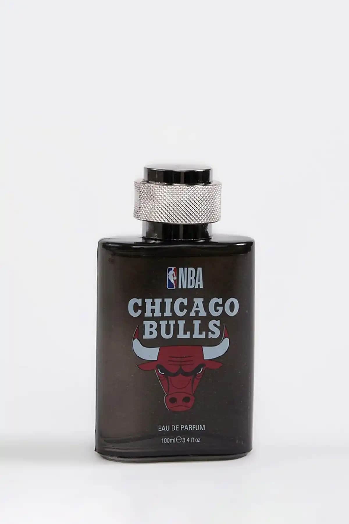2025'te DeFacto NBA Chicago Bulls Parfümüyle Şıklık ve Enerji Sırrı