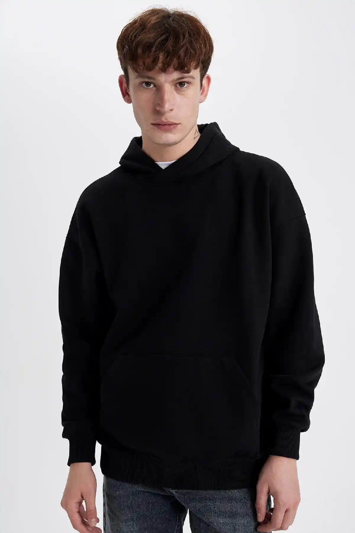 Defacto Siyah Oversize Kapüşonlu Sweatshirt Günlük ve Spor Kullanım İçin Uygun