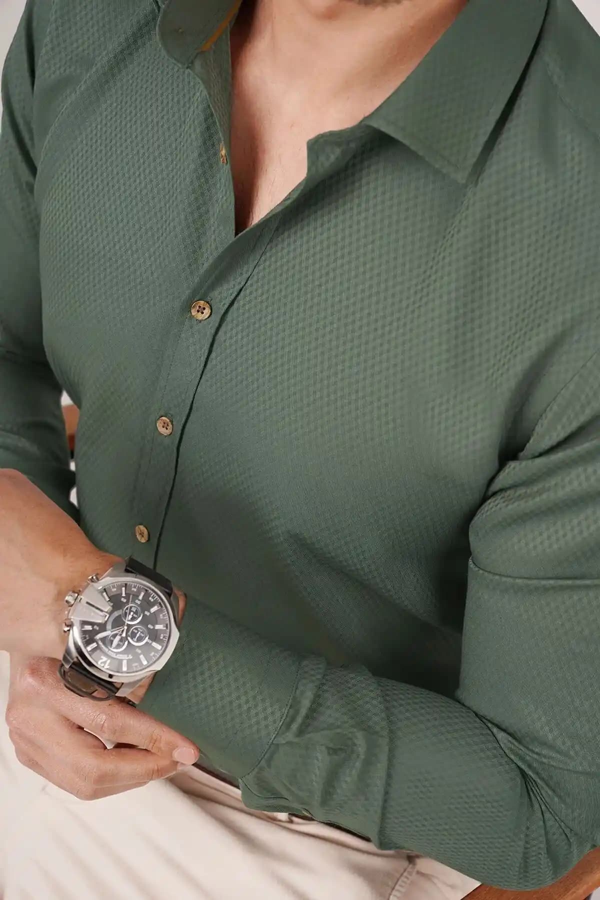 Etikmen Kaktüs Yeşili Kahve Düğme Slimfit Erkek Gömlek Modern Tarz ve Dayanıklılık