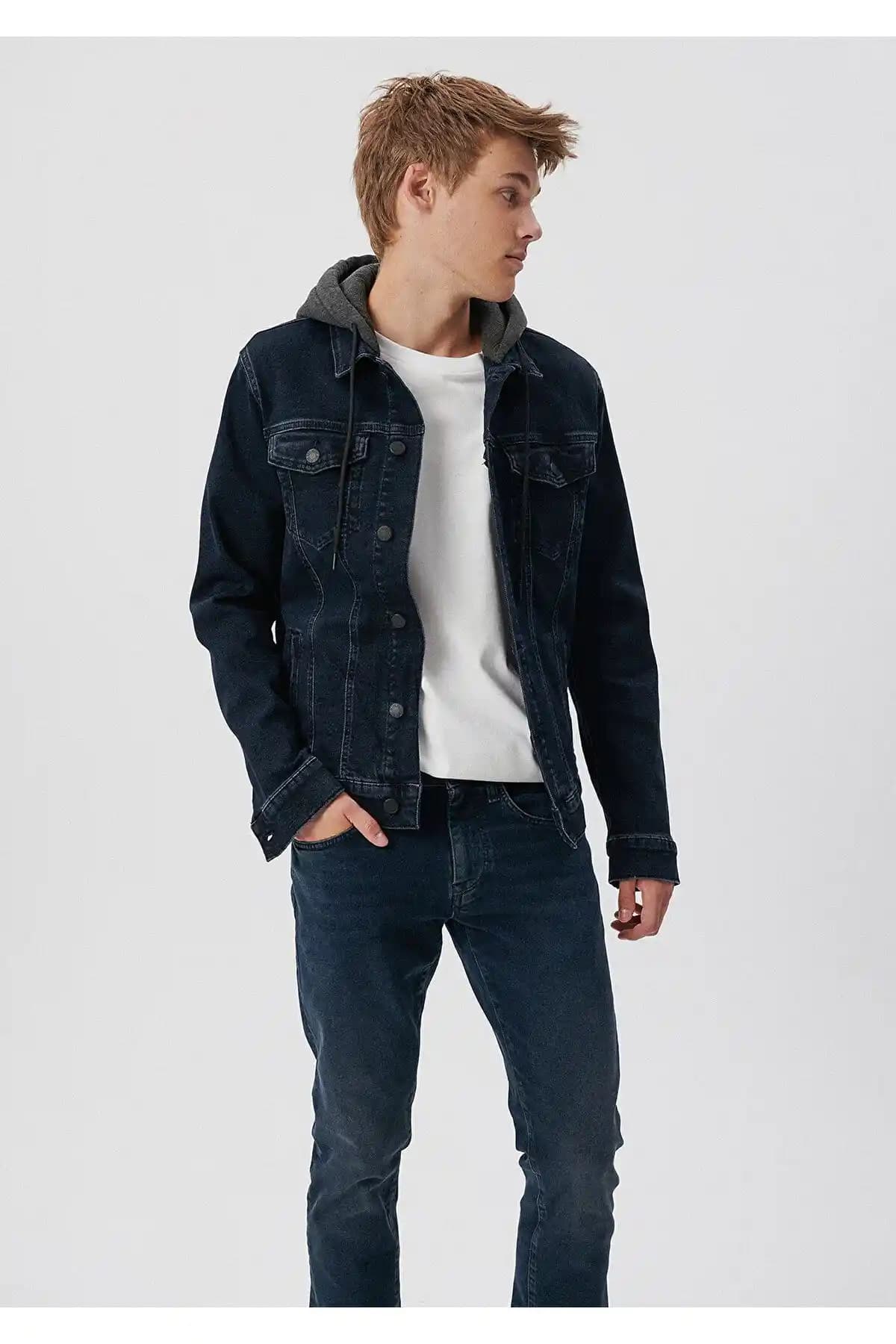 Mavi Brandon 90'lar Koyu Mürekkep Jean Ceket: Şık ve Rahat Günlük Kullanım Parçası