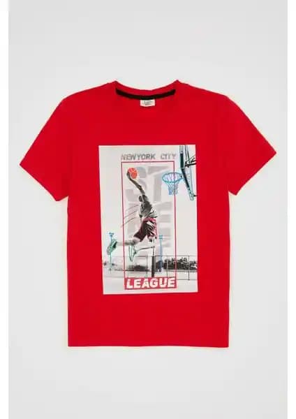 DeFacto Erkek Çocuk Baskılı Kısa Kollu Tişörtü: Yaz Ayları İçin Rahat ve Şık Seçenek