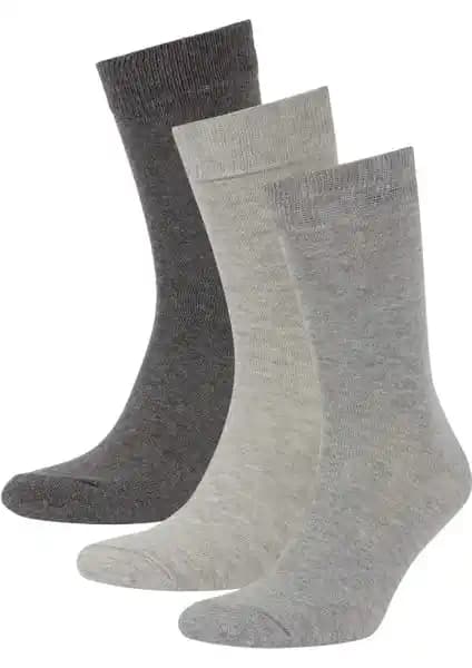 DeFacto ve Özge Erkek Çorapları Karşılaştırması: Hangi Model Sizin İçin Uygun