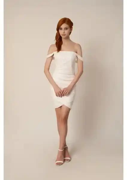 Elifnaz Moda Evi Payetli Korsajlı Elbise: Zarif ve Şık Modern Kadınlar İçin Tasarım