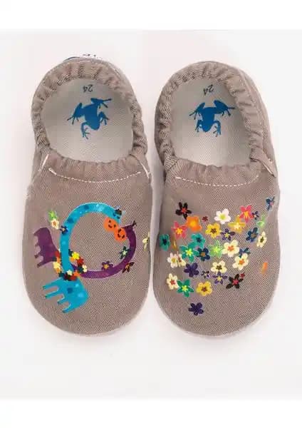 Hopfrög Çocuk Patikleri Karşılaştırması: Konfor ve Doğa Dostu Özellikler