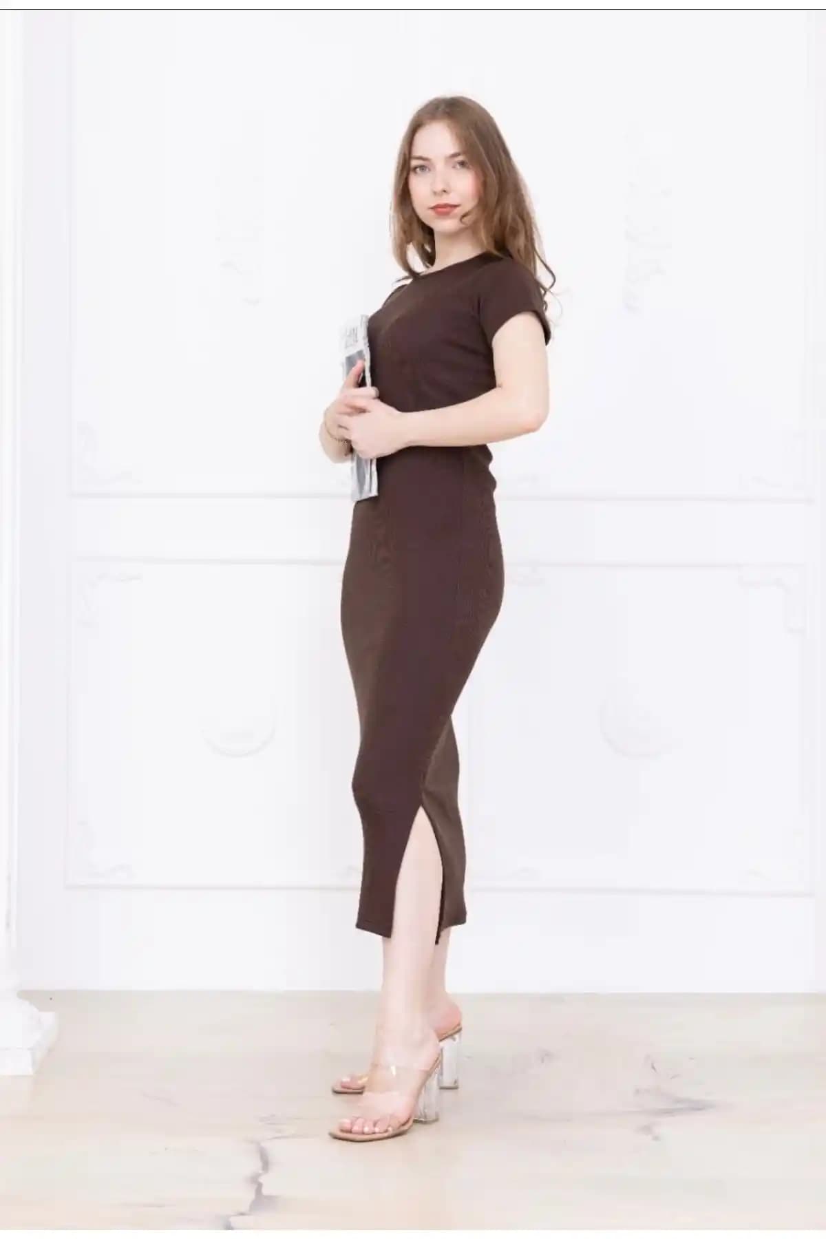 Kadın Kahve Renk Yırtmaçlı Bisiklet Yaka Kaşkorse Elbise - Günlük ve Şık Kullanım İçin