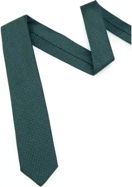 Pierre Cardin Erkek Yeşil Kravat: Şıklık ve Zarafet İçin Modern ve Dayanıklı Tasarım