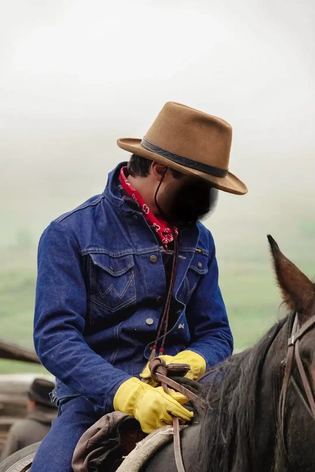Wrangler Cowboy Cut Ceket: Dayanıklılık, Tasarım ve 3 Yıllık Kullanım Deneyimi