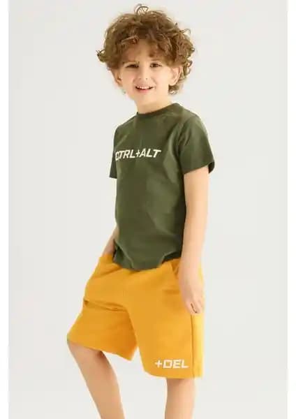 Zepkids Erkek Çocuk Haki Renkli Ctrl+Alt Yazı Baskılı Cep Detaylı Şort Takımı