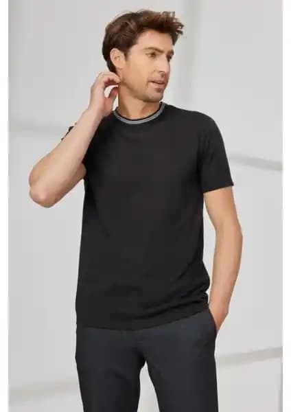 Altınyıl<dı>z Classics Erkek Siyah Slim Fit Bisiklet Yaka Keten Görünümlü Tişört Özellikleri ve Kullanım İpuçları