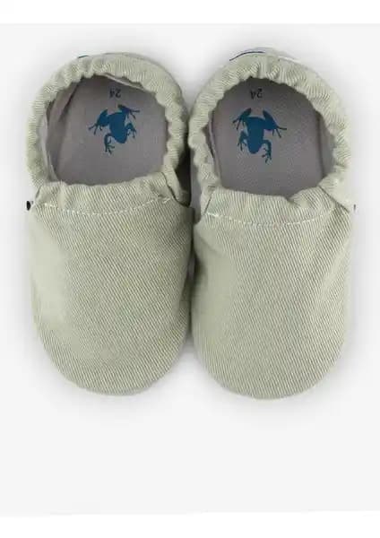 Çevre Dostu Geri Dönüşümlü Malzemelerle Üretilmiş Çocuklar İçin Nefes Alabilir Patik