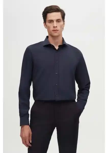 D'S Damat Slim Fit Lacivert Gömlek: Modern Tasarım ve Yüksek Kalite Bir Arada
