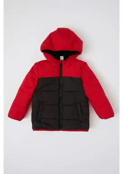 DeFacto Erkek Bebekler İçin Su İtici Kapüşonlu Polar Astarlı Kış Montu İnceleme ve Özellikleri