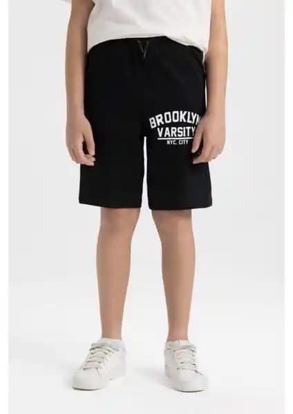 DeFacto Erkek Çocuk Baskılı Yazlık Şort B5870A824SM: Renkli ve Konforlu Tasarım