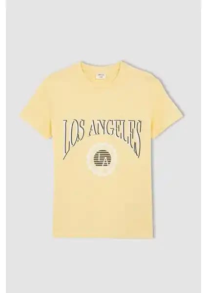 DeFacto Erkek Çocuk Regular Fit Baskılı Kısa Kollu Pamuklu Tişörtleri Günlük ve Yazlık Kullanım İçin