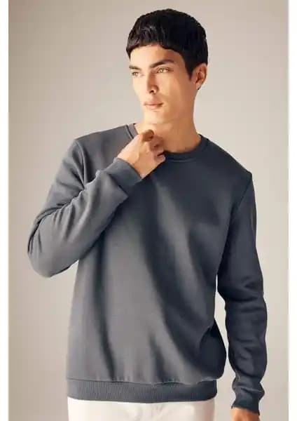 DeFacto Erkek Regular Fit Bisiklet Yaka Kalın Sweatshirt Günlük ve Kış Kullanımı İçin