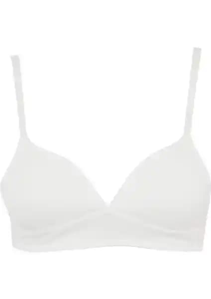 DeFacto Fall in Love Comfort Pedli First Bra: Günlük Rahatlık ve Şıklık Sunan Kadın İç Giyim Ürünü