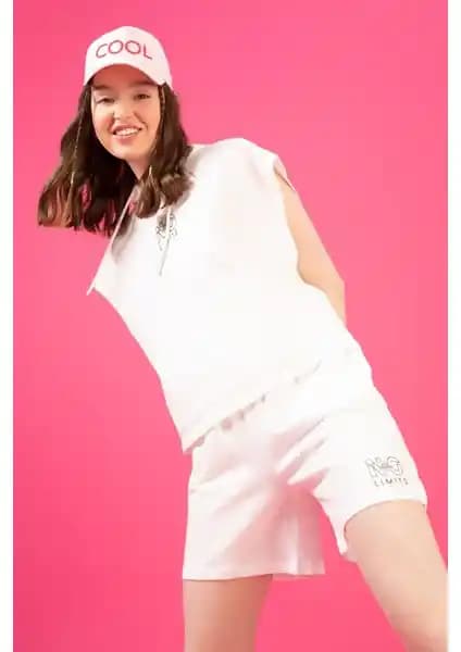 DeFacto Fit Regular Fit Baskılı Kapüşonlu Sweatshirt Kadınlar İçin Modern ve Şık Tasarım