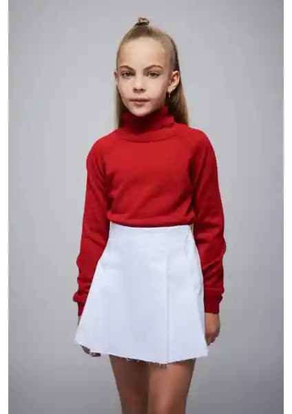 DeFacto Kız Çocuk Balıkçı Yaka Kırmızı Kazak: Şık ve Rahat Günlük Giyim Seçeneği