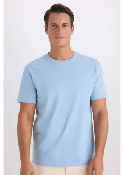 DeFacto Regular Fit Bisiklet Yaka Kısa Kollu Tişörtleri Günlük ve Spor Kombinleriniz İçin Uygun