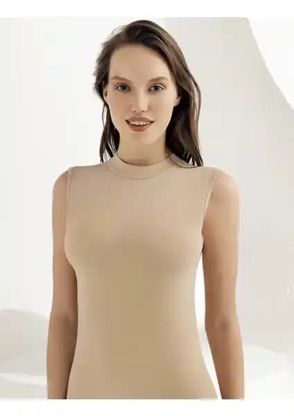 Kadınlar İçin Şahinler Likralı Kolsuz Balıkçı Yaka Atlet Bej Renkli ve Yüksek Kaliteli